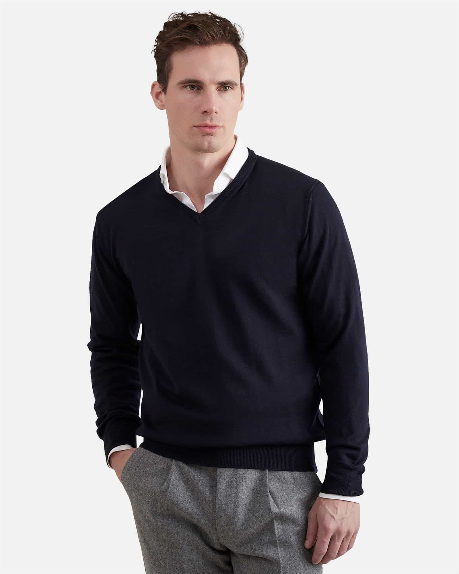 Superfine Merino Wool V Neck Navy