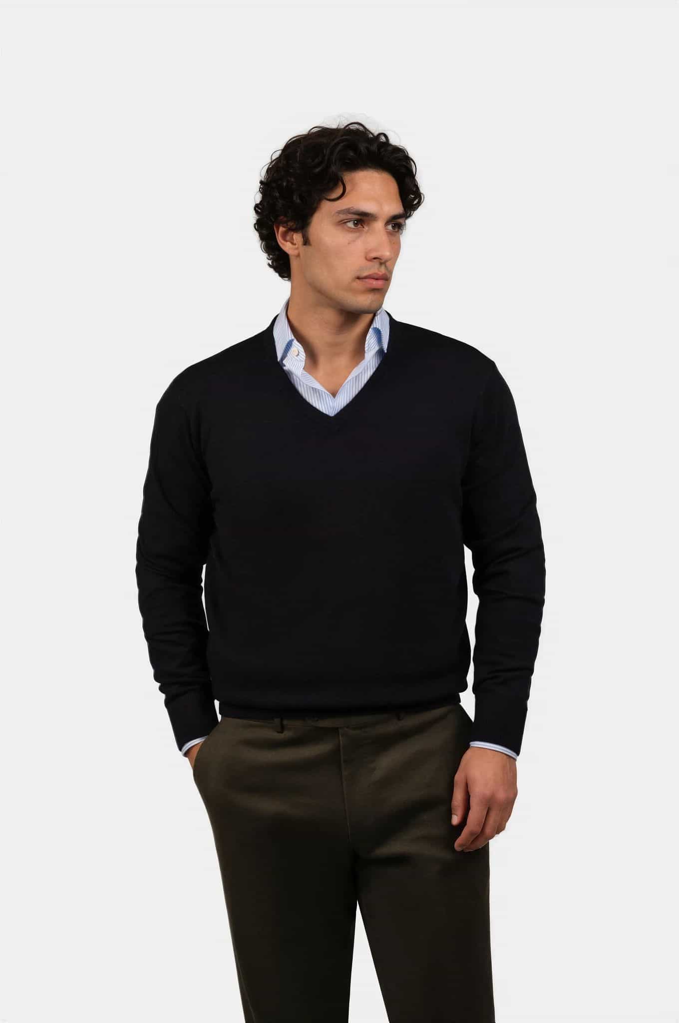Superfine Merino V-Neck Navy