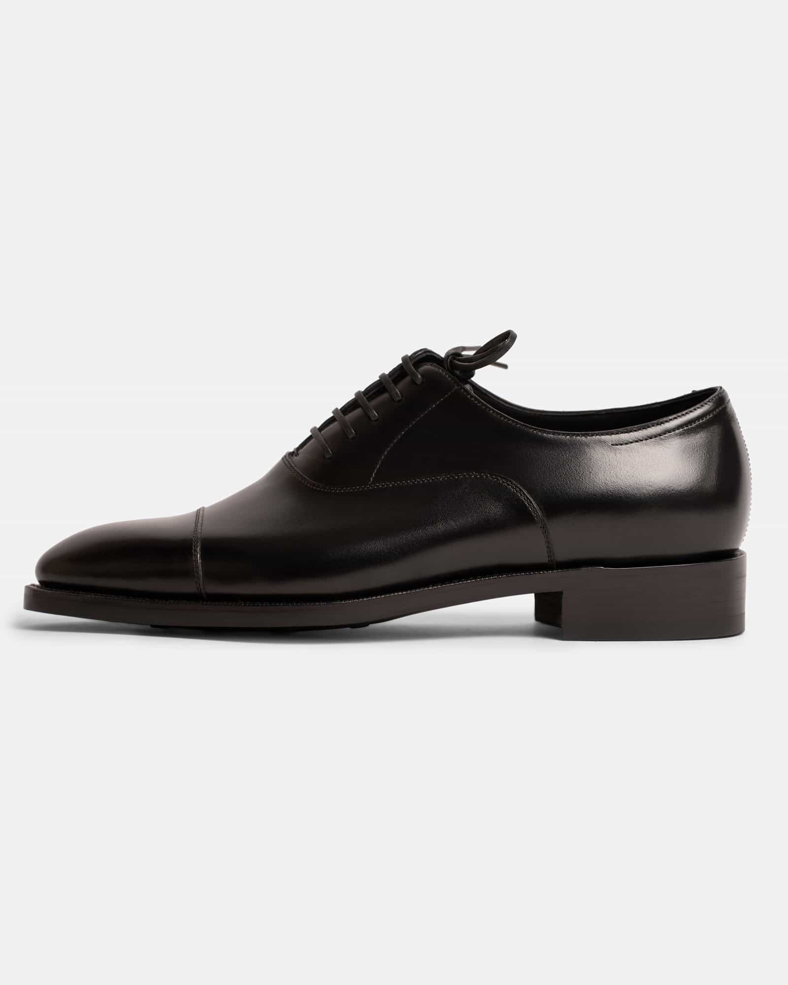 Cap Toe Oxford Black
