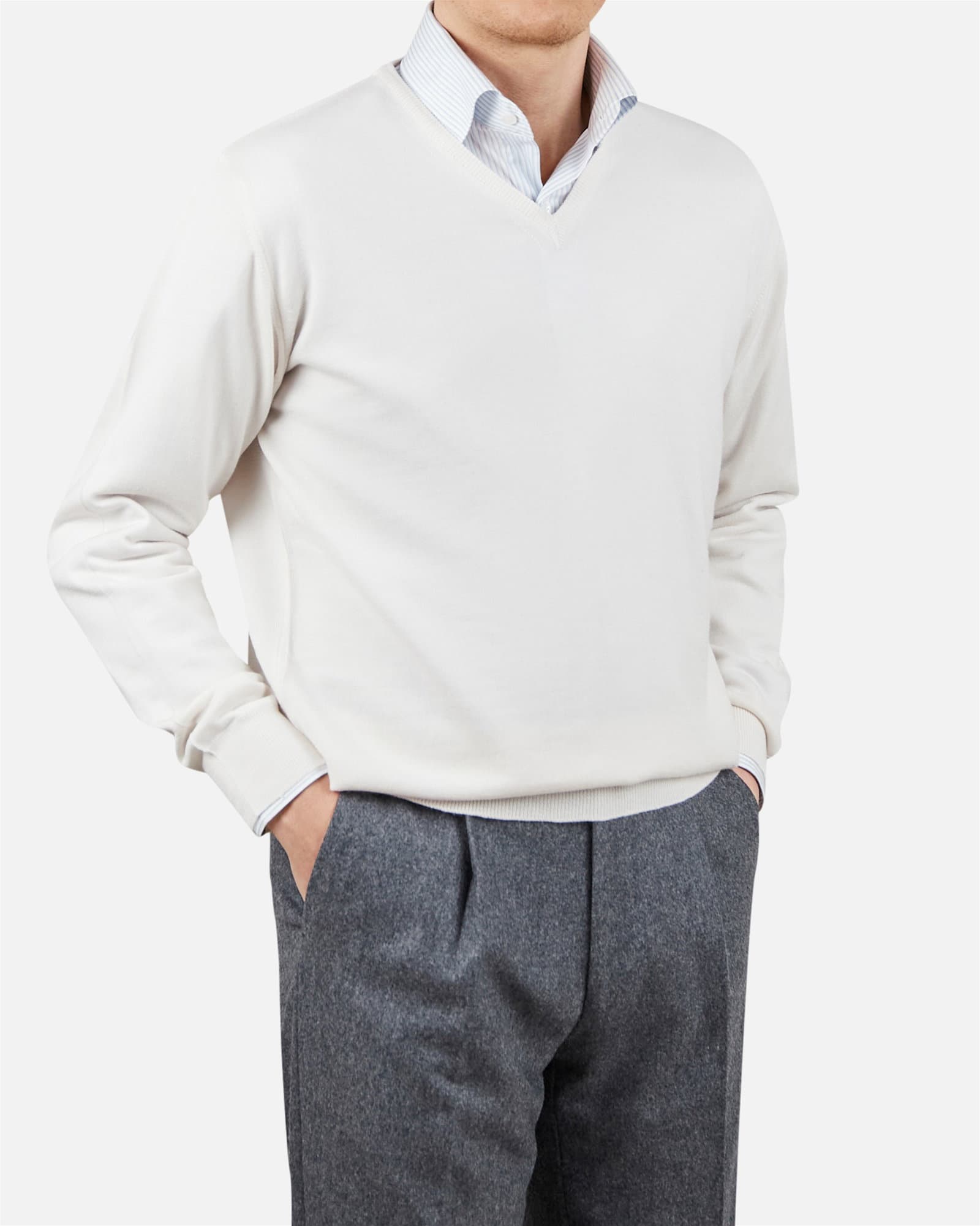 Superfine Merino Wool V Neck Ivory