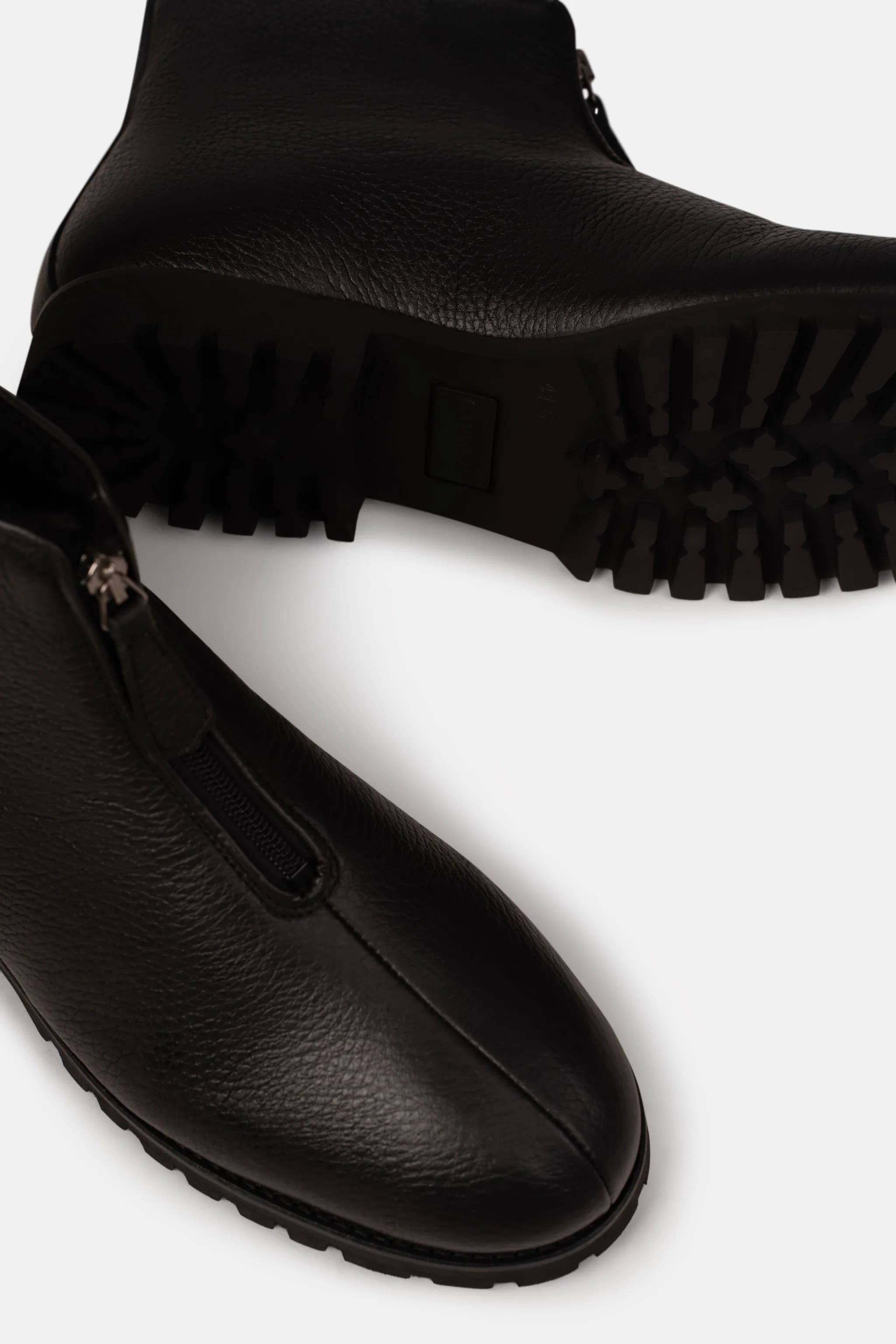 Cortina Zip Boot Grain Black - Boots - Cavour